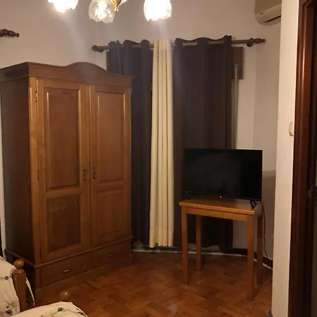 Vendégház Monte Carlo - Restaurante E Local