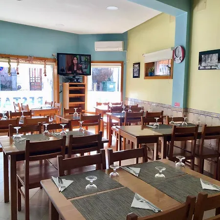 Vendégház Monte Carlo - Restaurante E Local Pedras Salgadas