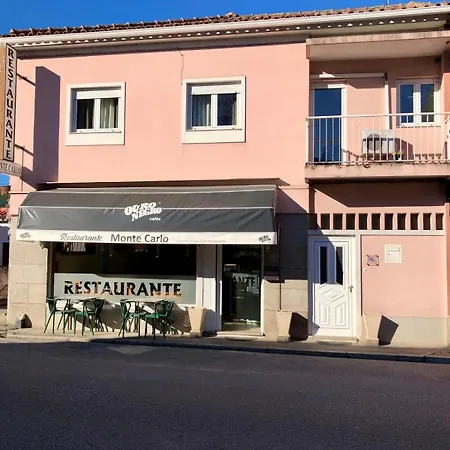 Pensión Monte Carlo - Restaurante E Local Pedras Salgadas