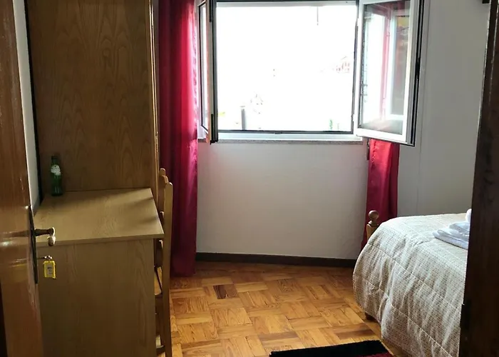 Monte Carlo - Restaurante E Local * 페드라스 살가다스