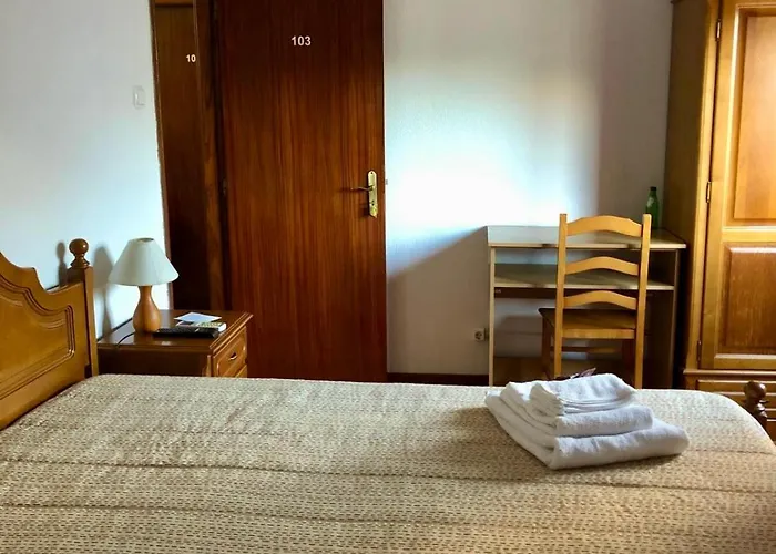 게스트하우스 Monte Carlo - Restaurante E Local *