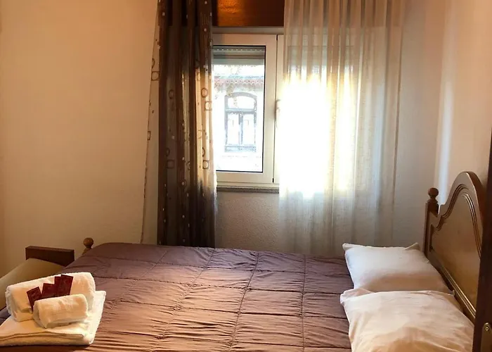 Monte Carlo - Restaurante E Local 게스트하우스 페드라스 살가다스