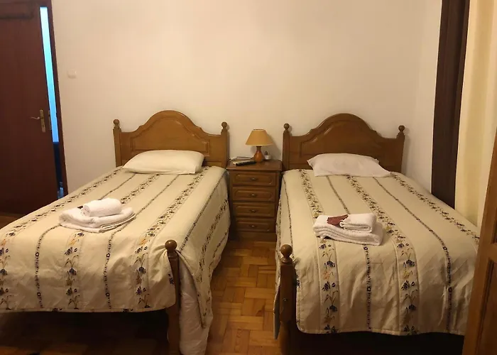 Monte Carlo - Restaurante E Local 게스트하우스