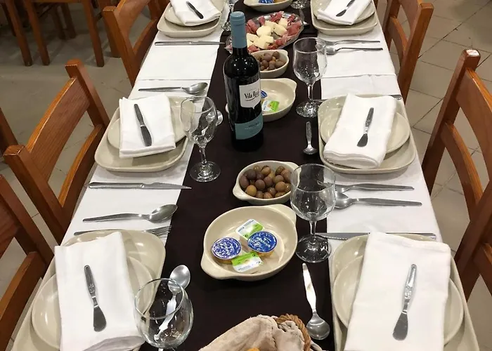 게스트하우스 Monte Carlo - Restaurante E Local *